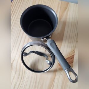 Pampered Chef 1 1/2 QT Nonstick Anodized Professional Saucepan Set